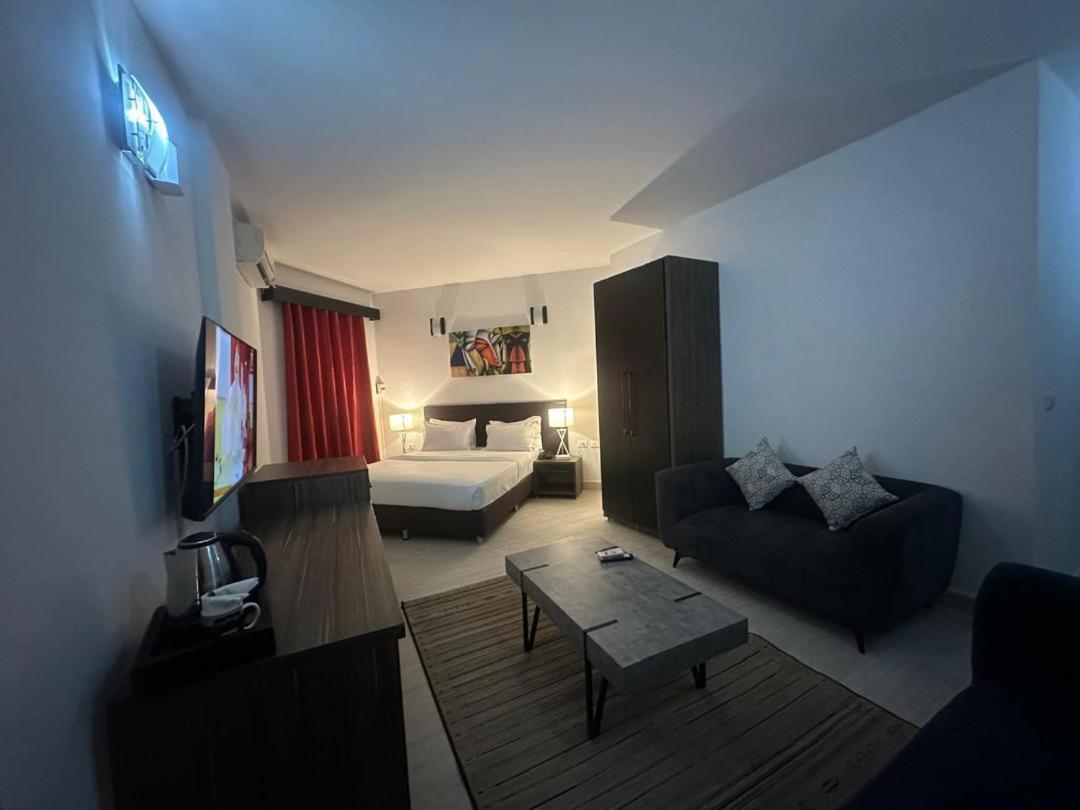 Hotel Belle Vie Kinshasa Extérieur photo