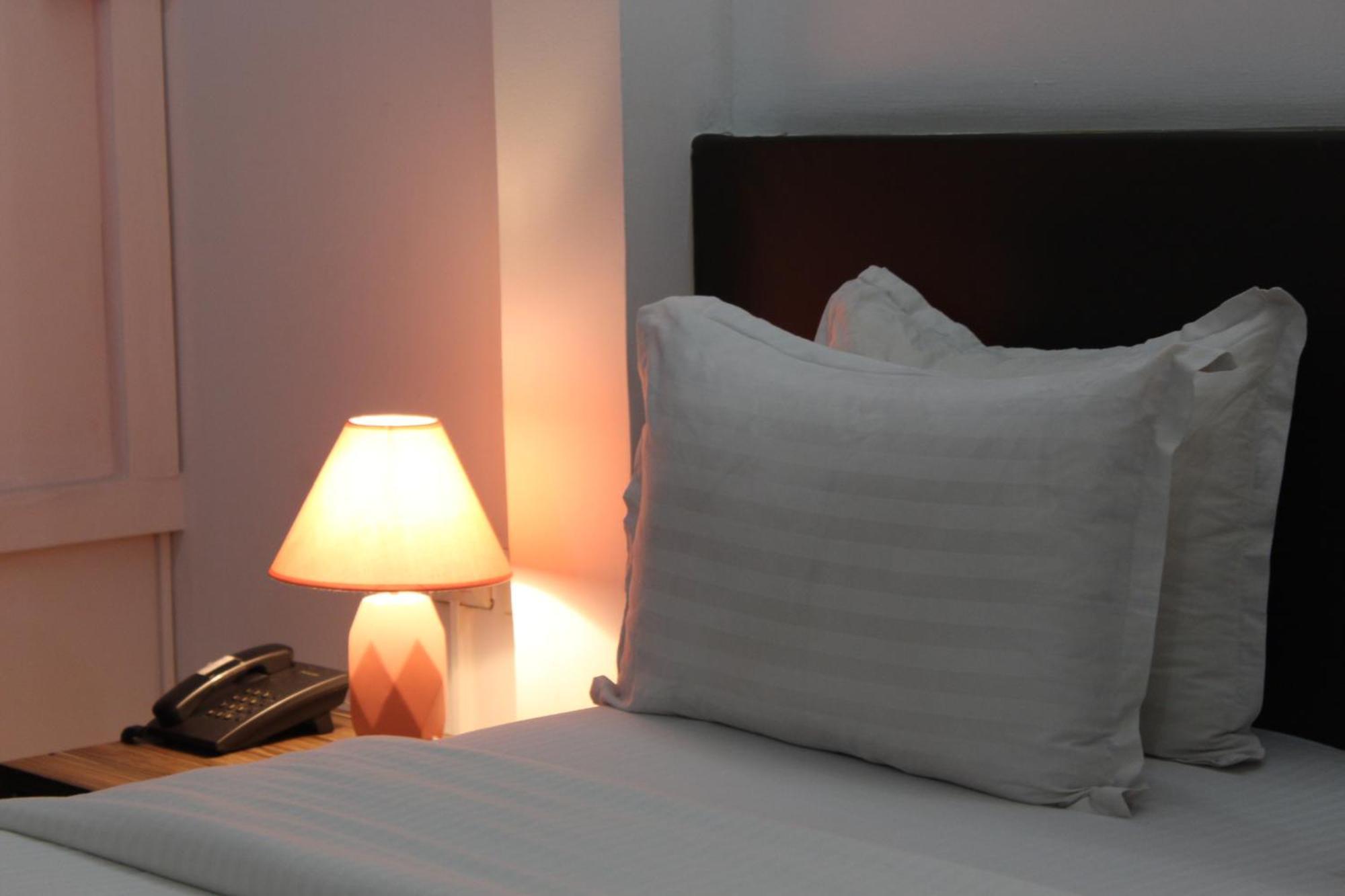 Hotel Belle Vie Kinshasa Extérieur photo