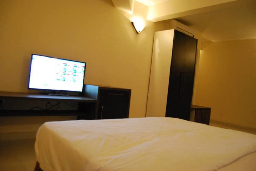 Hotel Belle Vie Kinshasa Extérieur photo